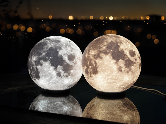 Crescent Lamp